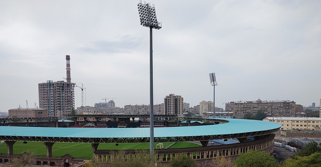 而奥尔莫则 而奥尔莫则